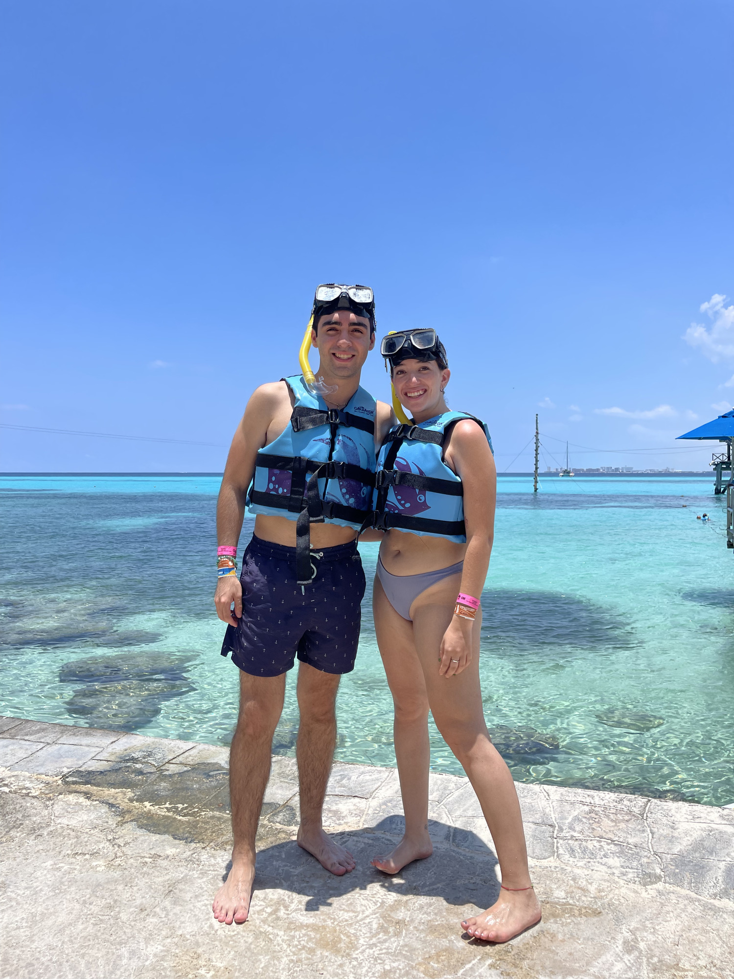 couple snorkeling in carafon park